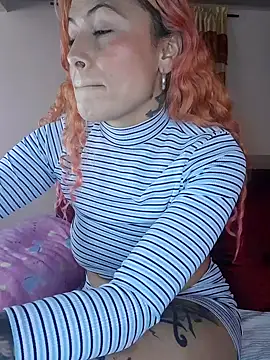 Sexy-Favgirl online show from 8, 2, 2025