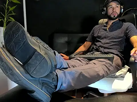 alessandro wye online show from 24, 10, 2025