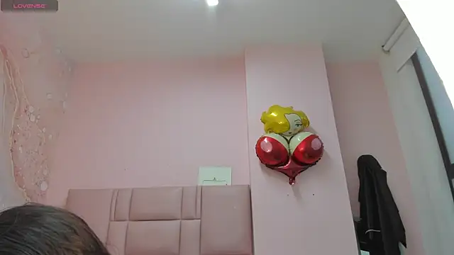 Snapshot of soyzarahtorres chatting on 17, 9, 2025 soyzarahtorres online show from 17, 9, 2025