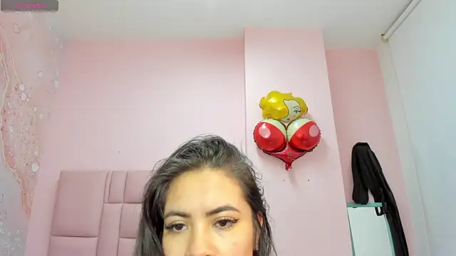 Snapshot of soyzarahtorres chatting on 22, 9, 2025 soyzarahtorres online show from 22, 9, 2025