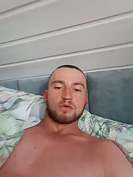 wariacik0024 online show from 3, 8, 2026