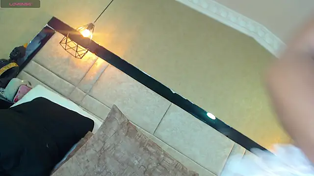 kimCosseyy online show from 9, 3, 2025