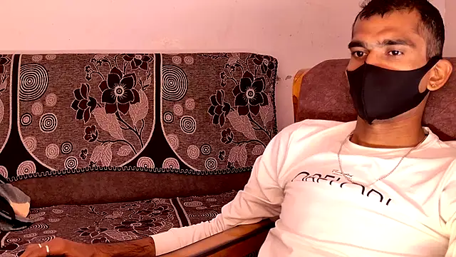 Snapshot of Habibi_big_b chatting on 13, 3, 2026 Habibi big b online show from 13, 3, 2026