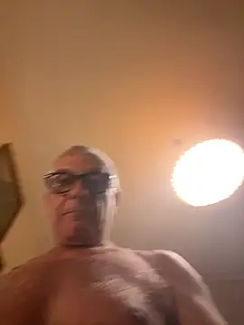 Snapshot of 4n4l1zz4m1 chatting on 8, 5, 2026 4n4l1zz4m1 online show from 8, 5, 2026