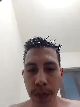 erikmrz316 online show from 2, 11, 2025