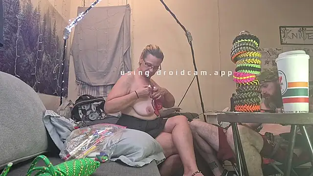 Snapshot of lit702 chatting on 26, 10, 2025 lit702 online show from 26, 10, 2025