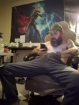 Snapshot of lit702 chatting on 13, 11, 2025 lit702 online show from 13, 11, 2025