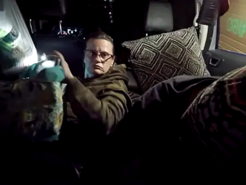 Snapshot of lit702 chatting on 27, 11, 2025 lit702 online show from 27, 11, 2025