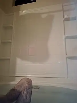 Snapshot of lit702 chatting on 30, 11, 2025 lit702 online show from 30, 11, 2025