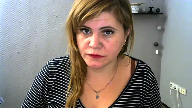 DaniellaKiss online show from 25, 1, 2025