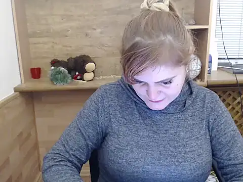 DaniellaKiss online show from 12, 1, 2026