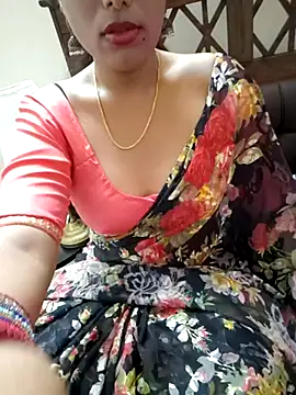 Snapshot of Roja-Telugu777 chatting on 18, 9, 2025 Roja-Telugu777 online show from 18, 9, 2025