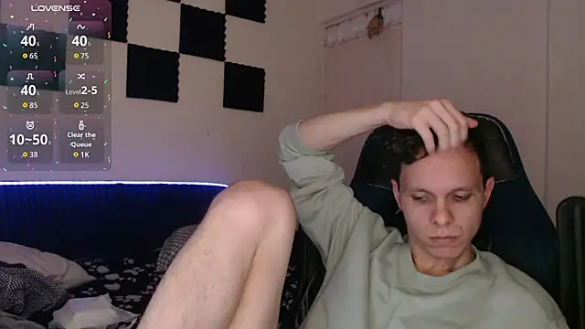 Snapshot of bryamado69 chatting on 18, 11, 2025 bryamado69 online show from 18, 11, 2025