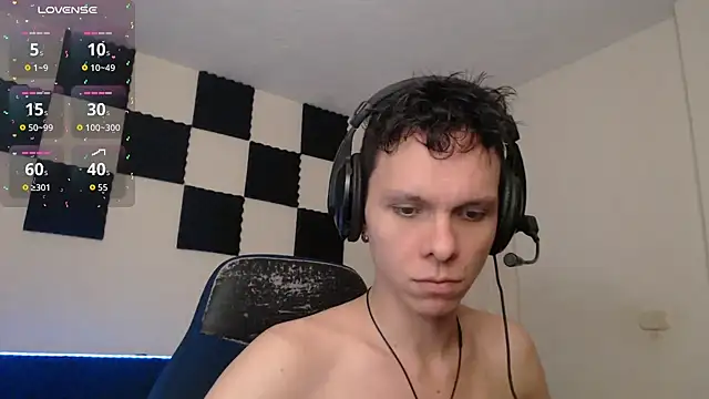 Snapshot of bryamado69 chatting on 3, 12, 2025 bryamado69 online show from 3, 12, 2025