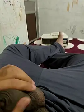 Snapshot of Gururonny07 chatting on 5, 1, 2025 Gururonny07 online show from 5, 1, 2025