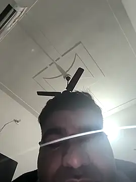 Snapshot of Gururonny07 chatting on 16, 2, 2025 Gururonny07 online show from 16, 2, 2025