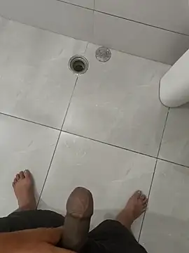 Snapshot of Gururonny07 chatting on 4, 11, 2025 Gururonny07 online show from 4, 11, 2025