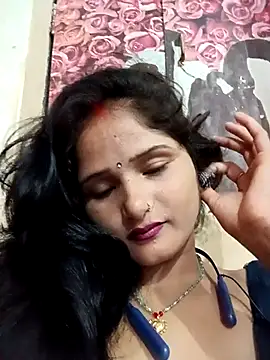 Snapshot of annaya_sweet chatting on 5, 7, 2026 annaya sweet online show from 5, 7, 2026