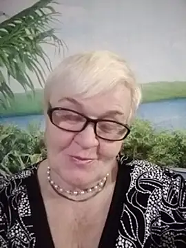Snapshot of VioletSweet566 chatting on 2, 12, 2024 VioletSweet566 online show from 2, 12, 2024
