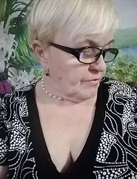 Snapshot of VioletSweet566 chatting on 5, 12, 2024 VioletSweet566 online show from 5, 12, 2024