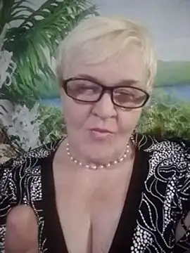 Snapshot of VioletSweet566 chatting on 6, 12, 2024 VioletSweet566 online show from 6, 12, 2024