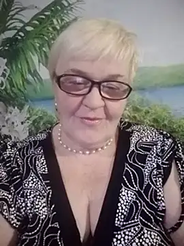 Snapshot of VioletSweet566 chatting on 8, 12, 2024 VioletSweet566 online show from 8, 12, 2024