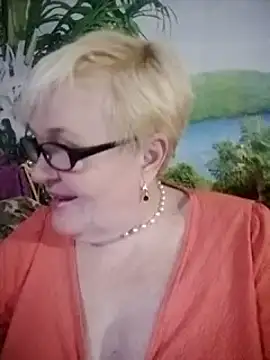 Snapshot of VioletSweet566 chatting on 11, 12, 2024 VioletSweet566 online show from 11, 12, 2024