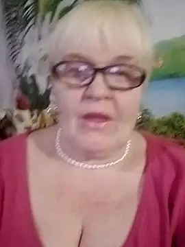 Snapshot of VioletSweet566 chatting on 28, 2, 2025 VioletSweet566 online show from 28, 2, 2025