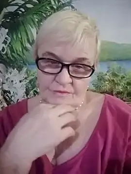 Snapshot of VioletSweet566 chatting on 3, 3, 2025 VioletSweet566 online show from 3, 3, 2025