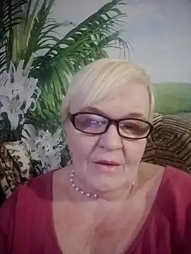 Snapshot of VioletSweet566 chatting on 3, 3, 2025 VioletSweet566 online show from 3, 3, 2025