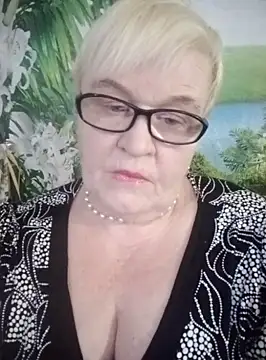 Snapshot of VioletSweet566 chatting on 4, 3, 2025 VioletSweet566 online show from 4, 3, 2025