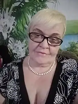 Snapshot of VioletSweet566 chatting on 5, 3, 2025 VioletSweet566 online show from 5, 3, 2025