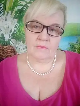 Snapshot of VioletSweet566 chatting on 8, 3, 2025 VioletSweet566 online show from 8, 3, 2025