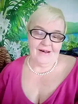 Snapshot of VioletSweet566 chatting on 10, 3, 2025 VioletSweet566 online show from 10, 3, 2025