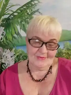 Snapshot of VioletSweet566 chatting on 19, 3, 2025 VioletSweet566 online show from 19, 3, 2025
