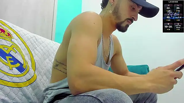 Snapshot of MAXIMUS_MASTE3 chatting on 9, 1, 2025 MAXIMUS MASTE3 online show from 9, 1, 2025