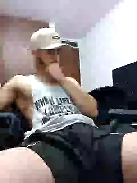 Snapshot of MAXIMUS_MASTE3 chatting on 17, 2, 2025 MAXIMUS MASTE3 online show from 17, 2, 2025