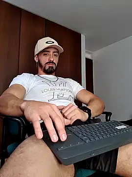 Snapshot of MAXIMUS_MASTE3 chatting on 19, 3, 2025 MAXIMUS MASTE3 online show from 19, 3, 2025