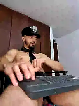 Snapshot of MAXIMUS_MASTE3 chatting on 22, 3, 2025 MAXIMUS MASTE3 online show from 22, 3, 2025