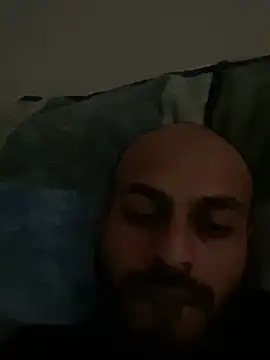 Snapshot of islandvybee55 chatting on 15, 12, 2024 islandvybee55 online show from 15, 12, 2024