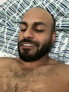 Snapshot of islandvybee55 chatting on 27, 2, 2025 islandvybee55 online show from 27, 2, 2025