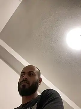 Snapshot of islandvybee55 chatting on 9, 3, 2025 islandvybee55 online show from 9, 3, 2025