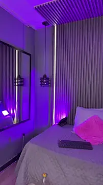 Snapshot of MiaPetit_ chatting on 12, 3, 2026 MiaPetit online show from 12, 3, 2026