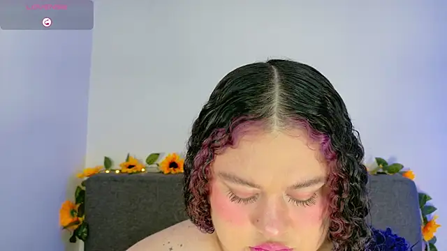 Snapshot of lunitaa0 chatting on 14, 3, 2026 lunitaa0 online show from 14, 3, 2026