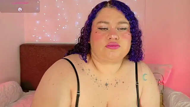 Snapshot of lunitaa0 chatting on 19, 4, 2026 lunitaa0 online show from 19, 4, 2026