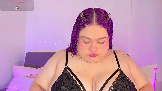 Snapshot of lunitaa0 chatting on 6, 6, 2026 lunitaa0 online show from 6, 6, 2026