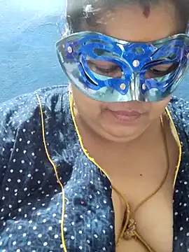 Snapshot of tamilthanushri chatting on 16, 3, 2025 tamilthanushri online show from 16, 3, 2025