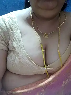 Snapshot of tamilthanushri chatting on 29, 9, 2025 tamilthanushri online show from 29, 9, 2025