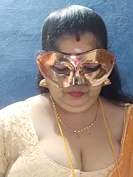 Snapshot of tamilthanushri chatting on 30, 10, 2025 tamilthanushri online show from 30, 10, 2025