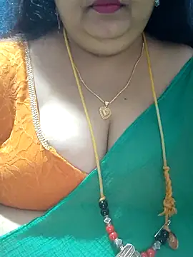 Snapshot of tamilthanushri chatting on 13, 11, 2025 tamilthanushri online show from 13, 11, 2025